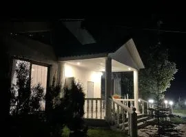 MM HOUSE Stepanavan
