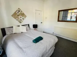 Ella street Double room
