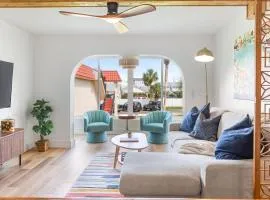 Coastal Condo - Walk to Beach Pool Pickleball and Boat Ramp