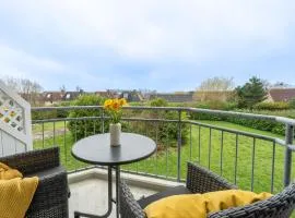 Küstenperle Nordsee mit Balkon und Gemeinschaftssauna ca 200 m vom Deich entfernt Hund herzlich Willkommen