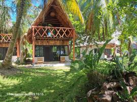 Xanthus Hotel, hotel em Huay Pix