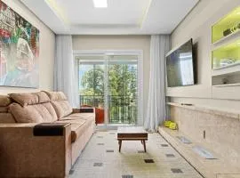Loft com varanda p/ nascer do sol by Achei Gramado