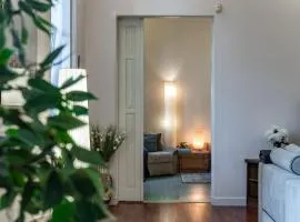 Alunana LUX & Jakuzzi in the Art Nouveau area - 1870's, renovated 2025 - Self check-in