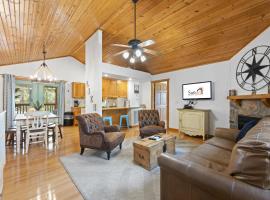 Paradise Lodge Home, hotell sihtkohas Branson West