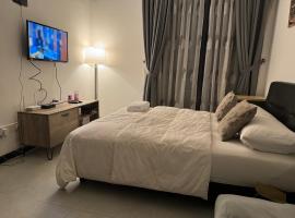 KL City Nue Suites Entire Condo 2R2B 3 plus 1 guests, condo στην Κουάλα Λουμπούρ