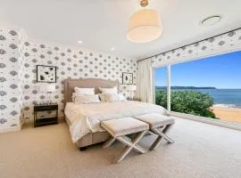Absolute Beachfront On Stunning Pearl Beach