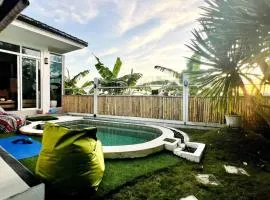 Private Pool, 2 Br Villa with Rice Views , Canggu
