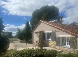 Maison en pleine campagne avec piscine