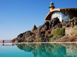 Canal Om Loft, property with onsen in Los Vilos