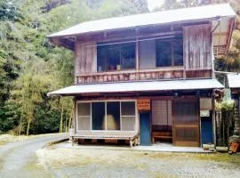 民泊川畑