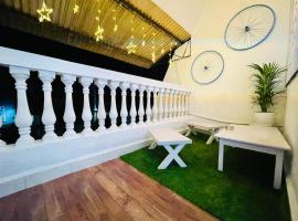 Luxurious 1bhk with Pool aniRah Homes in colva, hotel v destinaci Colva