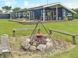 Holiday Home Gyvelvænget Glesborg Ii