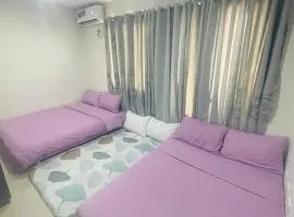 Gimmos Air B&B in Casamira, City of Naga