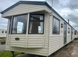 Jones caravan hire fir tree