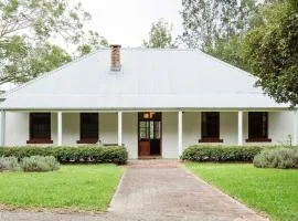 Old Duninald - Heritage House