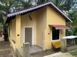 Village Nest - The Country Cottage
