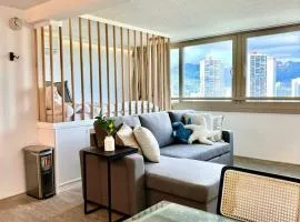 Central Waikiki luxury High Wtih Views & Beach