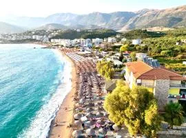 Potam'Sea Bliss 35- Beach Front, Sun Beds & Parking