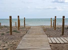 Apartamento a 60 metros de la Playa, hotel a Playa de Mar