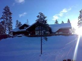 Flott utleiehytte p&aring; Gautefall, villa em Treungen