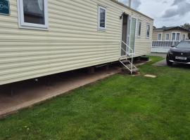 J06 Warren Retreat, glamping em Dawlish Warren