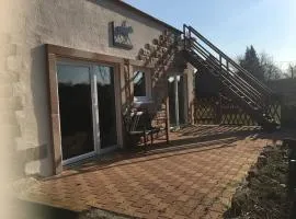 Petite dépendance alsacienne avec toit terrasse