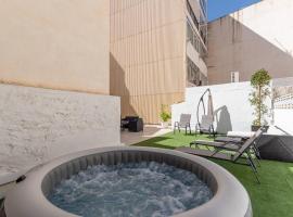Denia City Apartments Terrace & BBQ Experience、デニアのホテル