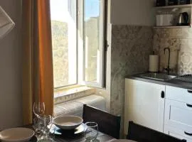 Aurina Boutique inn
