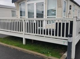 3 bedroom caravan, Rhyl, Edi Rita, Robin Hood, Pet Friendly, complexe hôtelier à Meliden