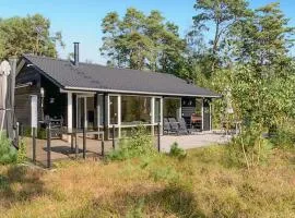 Three-Bedroom Holiday Home In Nexo
