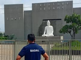 Badal Home Stay Indore Near IIM Indore, RRCAT and IPS, Medicap, hotel v destinaci Indaur