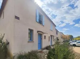 Lovely Home In Saint-Laurent-De-La-Ca