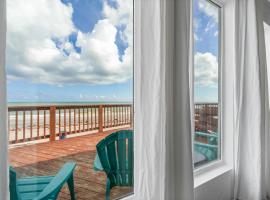 프리포트에 위치한 호텔 Amazing Oceanfront 2BR Home Cozy Peaceful and Kid and Pet Friendly