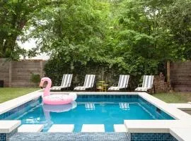 Pristine Pool Palace 6BR - Rainey St - 7min walk