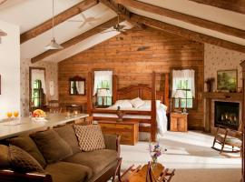 Chanticleer Cabins, hotel de playa en Sturgeon Bay