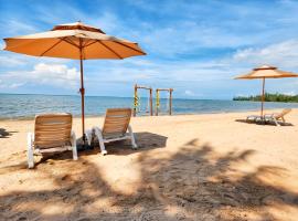 Nataya Round House Coral Bay Resort