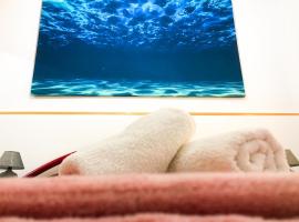 Casa Soto -Ubicacion privilegiada-Aparcamiento en tu puerta y acceso rapido a Servicios- Playas y Lugares de Interes- Netflix-Disney Plus-Prime-Full Sports TV, sumarb&uacute;sta&eth;ur &iacute; &Aacute;guilas