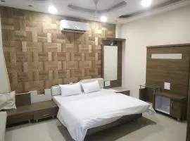 Satyabhama Homestay -Ruby-One RK appartment with Terrece