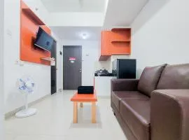 Warm and Minimalist 2BR at Serpong Garden Apartment By Travelio