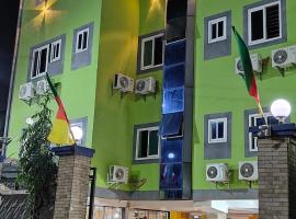 Ma'a Lapseu h&ocirc;tel, hotel barat a Yaound&eacute;