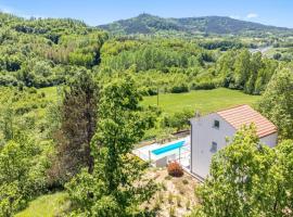 Forest Serenity Villa, hotel v destinaci Pazin