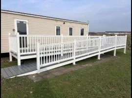SP84 - Camber Sands Holiday Park - 3 Bedroom - Sleeps 8 - Private Parking
