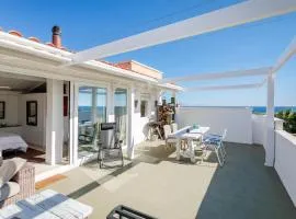 Pinos y Mar