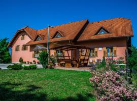 Turistična kmetija Protner, hotel v destinaci Pernica