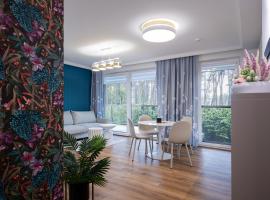 Sosnowy "3" ,Baseny Tropikalne, Ładowarka do elektryków, Faktura, Parking