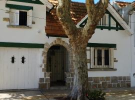 Maui Hostel, bed & breakfast στο Μαρ ντελ Πλάτα