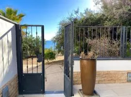 Casa Giunicchi, un gioiello fronte mare