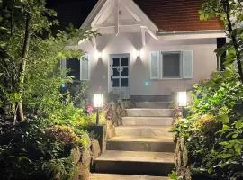 Jobb, Mint Otthon Vendégház Kőröshegy