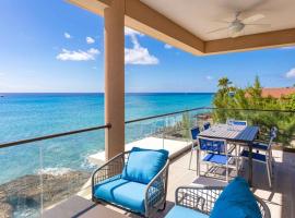 SeaDreams 4 - Luxury Condo with Shared Pool, Hot Tub, Rooftop Lounge、West Bayのホテル