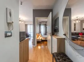Bright and Spacious Apartment - New Boulevard View